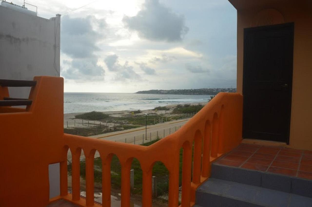 Hotel Zanzibar Puerto Escondido  Bagian luar foto